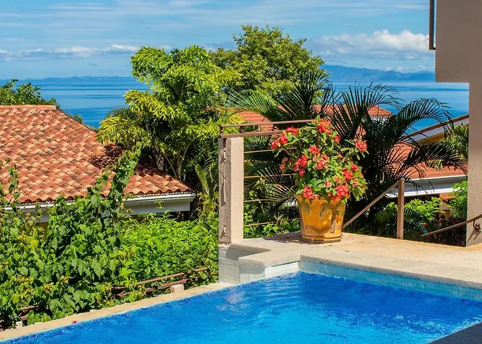 Cielo - 1br - With 3 Shared Pools, And Access